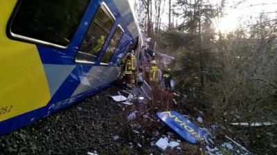 Аварія на залізниці у Баварії забрала життя 8 людей, ще 150 постраждали 