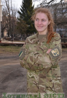 20-річна буковинка підписала контракт і пішла до армії