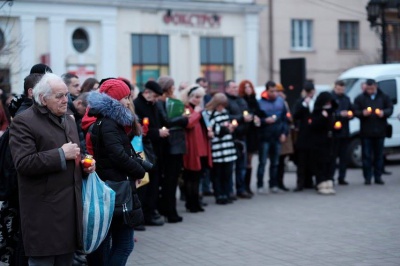 У Чернівцях відзначили річницю Дебальцівської трагедії (ФОТО)