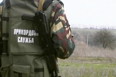 Порушник кордону на Буковині намагався побити прикордонника