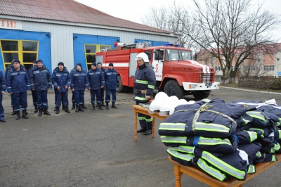 Чернівці придбали бойове спорядження для рятувальників (ФОТО)