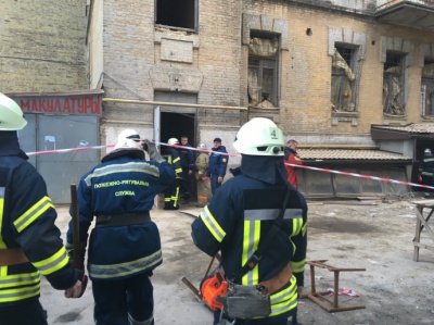 Обвал будинку у Києві: Одна людина загинула, ще двоє під завалами