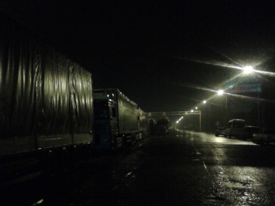 Активісти заблокували транзит російських фур на двох пунктах пропуску на Буковині