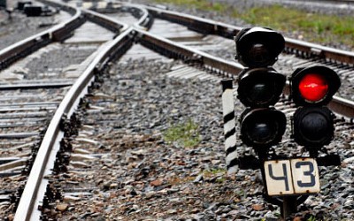 На Рівненщині двоє залізничників потрапили під поїзд
