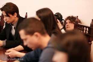 У кабінеті заступника мера Чернівців знімали сцену для короткометражки (ФОТО)