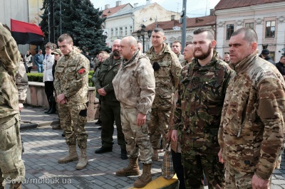 У Чернівцях поховали росіянина Андрія Захарова, який загинув за Україну (ФОТО)