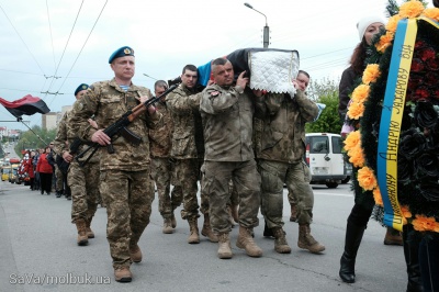 У Чернівцях поховали росіянина Андрія Захарова, який загинув за Україну (ФОТО)