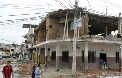 Кількість загиблих від землетрусу в Еквадорі зросла до 233 осіб