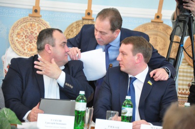 Троє нардепів з Буковини потрапили у ТОП-10 по законотворчій роботі в парламенті