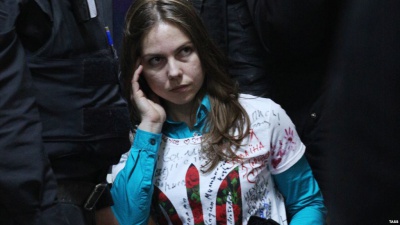 Сестру Савченко не випускають з Росії