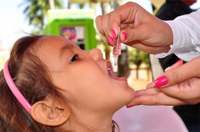 ВООЗ вважає, що спалах поліомієліту в Україні подолано