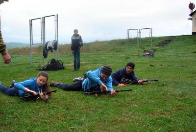 Буковинські школярі провели збори зі стрільбами на полігоні (ФОТО)