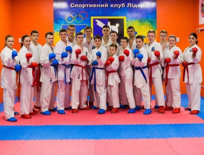 Чернівецькі кікбоксери здобули шість медалей на чемпіонаті України