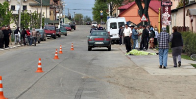 На Буковині під колесами авто загинув велосипедист