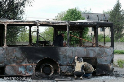 У Чернівцях ущент згорів тролейбус (ФОТО)