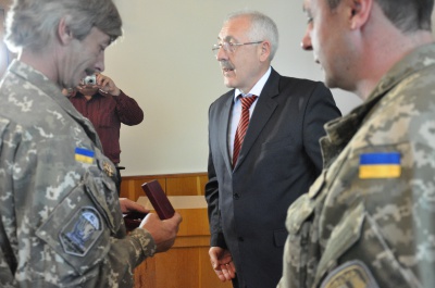 Учасника АТО з Буковини нагородили орденом "За мужність" (ФОТО)