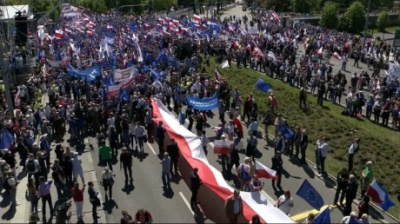 У Варшаві на демонстрації опозиції вийшли 200 тис. осіб