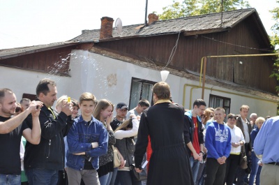 З Буковини відправили перших 37 строковиків (ФОТО)