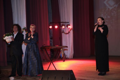 "Заспівай, родино!": на мистецьке свято в Хотині зібрався повний зал глядачів (ФОТО)