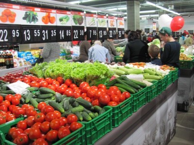 У Чернівцях відкрився супермаркет "Фуршет" (ФОТО)