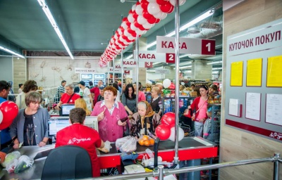 У Чернівцях відкрився перший в місті "Фуршет" (на правах реклами)