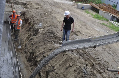 У Чернівцях будівництво нового дитсадка у розпалі (ФОТО)