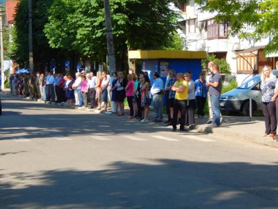 На Буковину привезли тіло загиблого в АТО бійця (ФОТО)