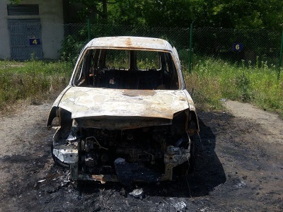 В активіста з Чернівців спалили автомобіль (ФОТО)