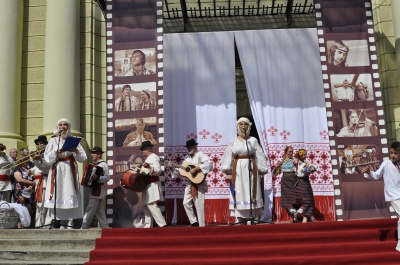 «Він ніколи не допускав панібратства», - Лариса Кадочникова про Івана Миколайчука (ФОТО)