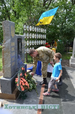 На Буковині відкрили пам’ятники загиблим учасникам АТО (ФОТО)
