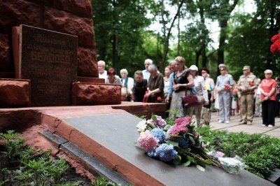 Чернівчани вшанували пам’ять жертв Другої світової війни (ФОТО)