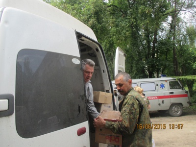 Чернівецький водій-волонтер побував у найгарячіших місцях на Сході (ФОТО)