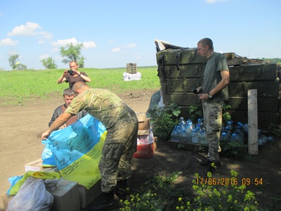 Чернівецький водій-волонтер побував у найгарячіших місцях на Сході (ФОТО)