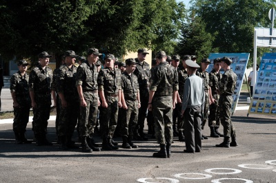 У Чернівцях топографи-геодезисти відзначили 75-річчя заснування військової частини