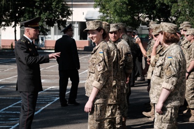 У Чернівцях топографи-геодезисти відзначили 75-річчя заснування військової частини