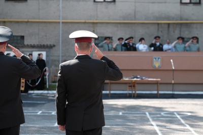 У Чернівцях топографи-геодезисти відзначили 75-річчя заснування військової частини