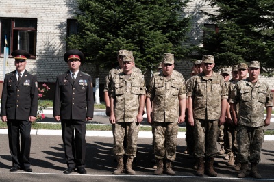 У Чернівцях топографи-геодезисти відзначили 75-річчя заснування військової частини