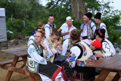 У Новодністровську стартував етно-фестиваль "Дністер-фест" (ФОТО)