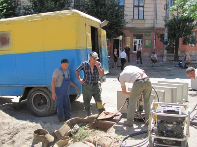 На вулиці Хмельницького в Чернівцях хочуть встановити водозабірну колонку (ФОТО)