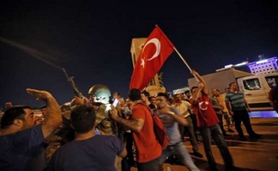 У Туреччині заарештовано майже 800 військових