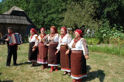 У музеї просто неба в Чернівцях провели "Буковинські зустрічі" (ФОТО)