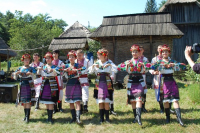 У музеї просто неба в Чернівцях провели "Буковинські зустрічі" (ФОТО)