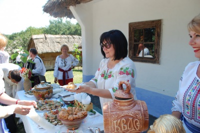 У музеї просто неба в Чернівцях провели "Буковинські зустрічі" (ФОТО)