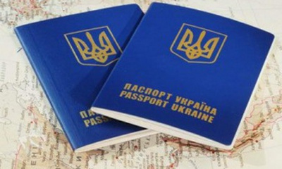 У Чернівцях обіцяють скоротити черги за паспортами