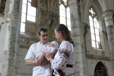 У Чернівцях у храмі "Серце Ісуса" вперше від Другої світової війни охрестили дитину