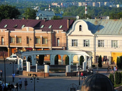 "Центр Чернівців не обійти за день", - туристка з Центральної України