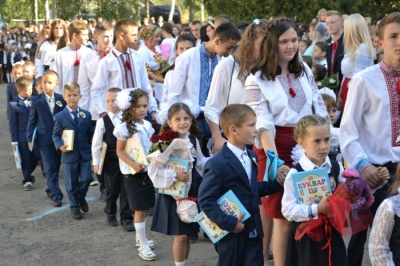 У сільській школі на Буковині – 147 першокласників
