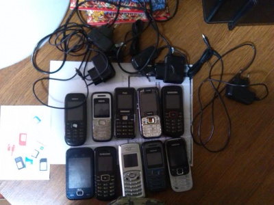 До СІЗО в Чернівцях через мур намагалися перекинути 10 телефонів
