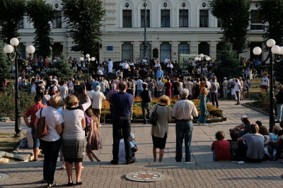 Під час Meridian Czernowitz у центрі Чернівців грала єврейська музика (ФОТО)