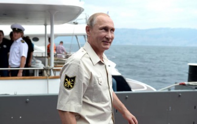 Путін знову збирається в окупований Крим